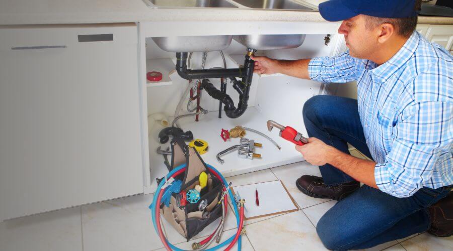 Local tankless water heater installation in Florissant, MO